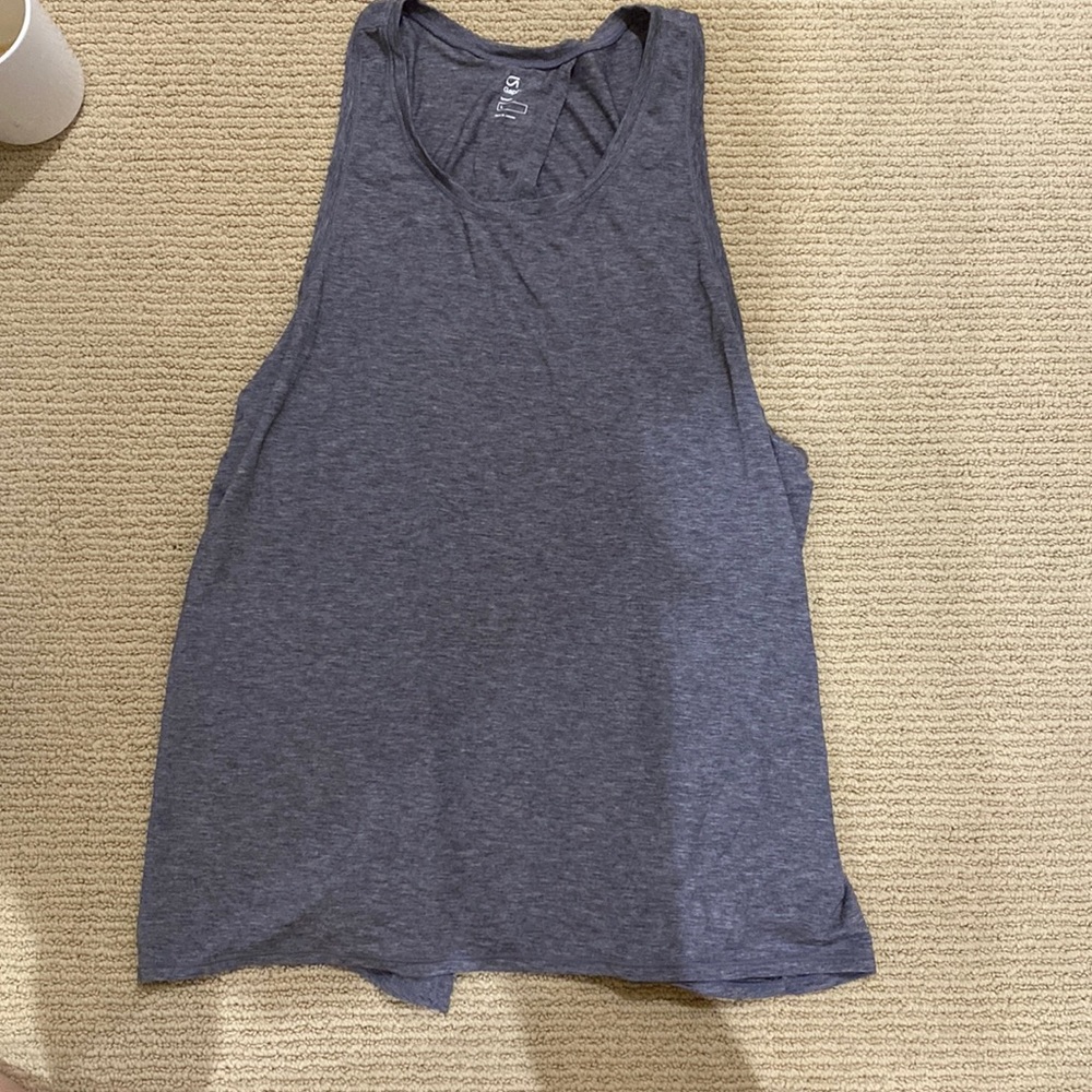 Gap Fit Open Back Tank Sz L